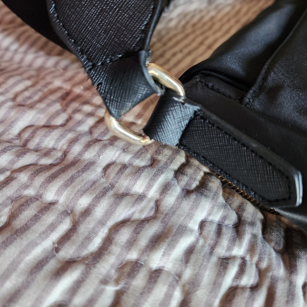 Karl Lagerfeld Black Crossbody Bag With Gold Accents - Picture 5 of 7